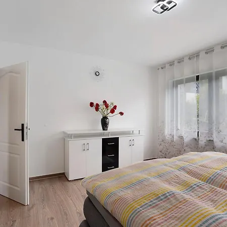 Haus Elena 7c شقة بيستفيغ